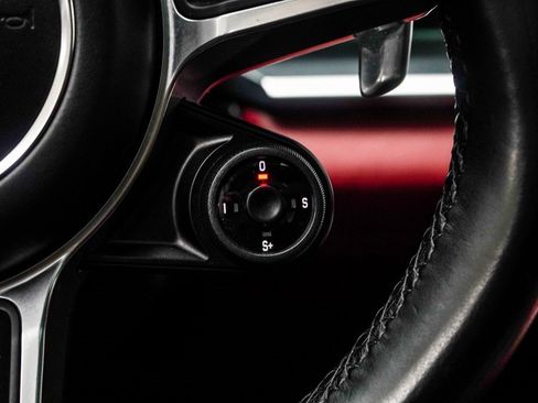 Used 2020 Porsche Panamera GTS image 30