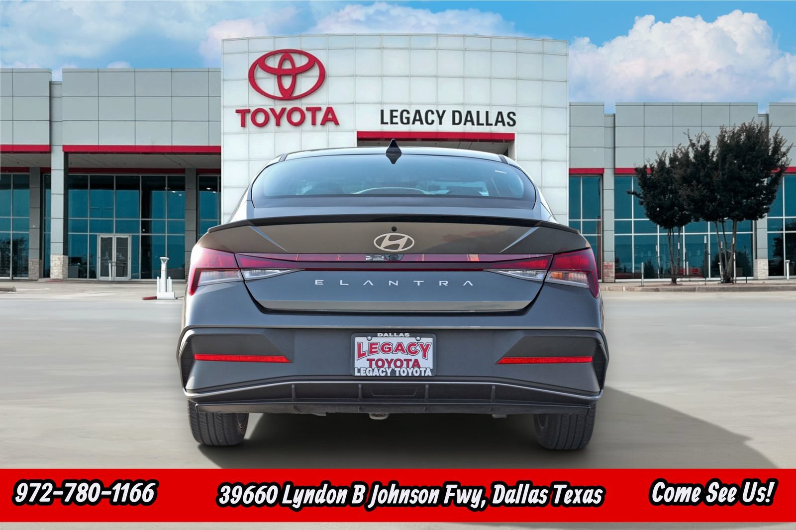 Used 2026 Hyundai Elantra Sport FWD image 8