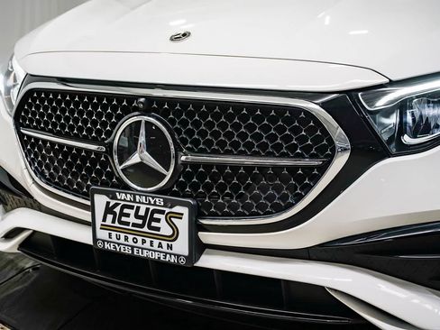 Used 2026 Mercedes-Benz E 350 Sedan image 8