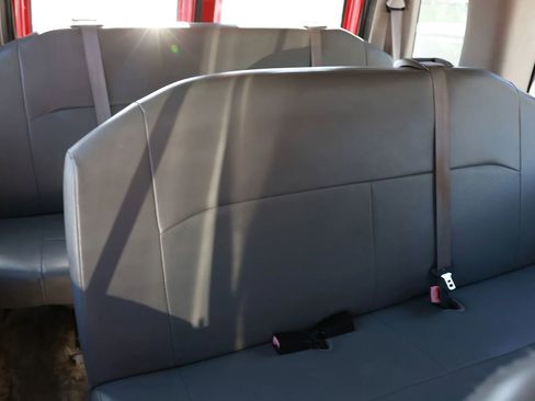 Used 2012 Ford E-350 and Econoline 350 XL image 17