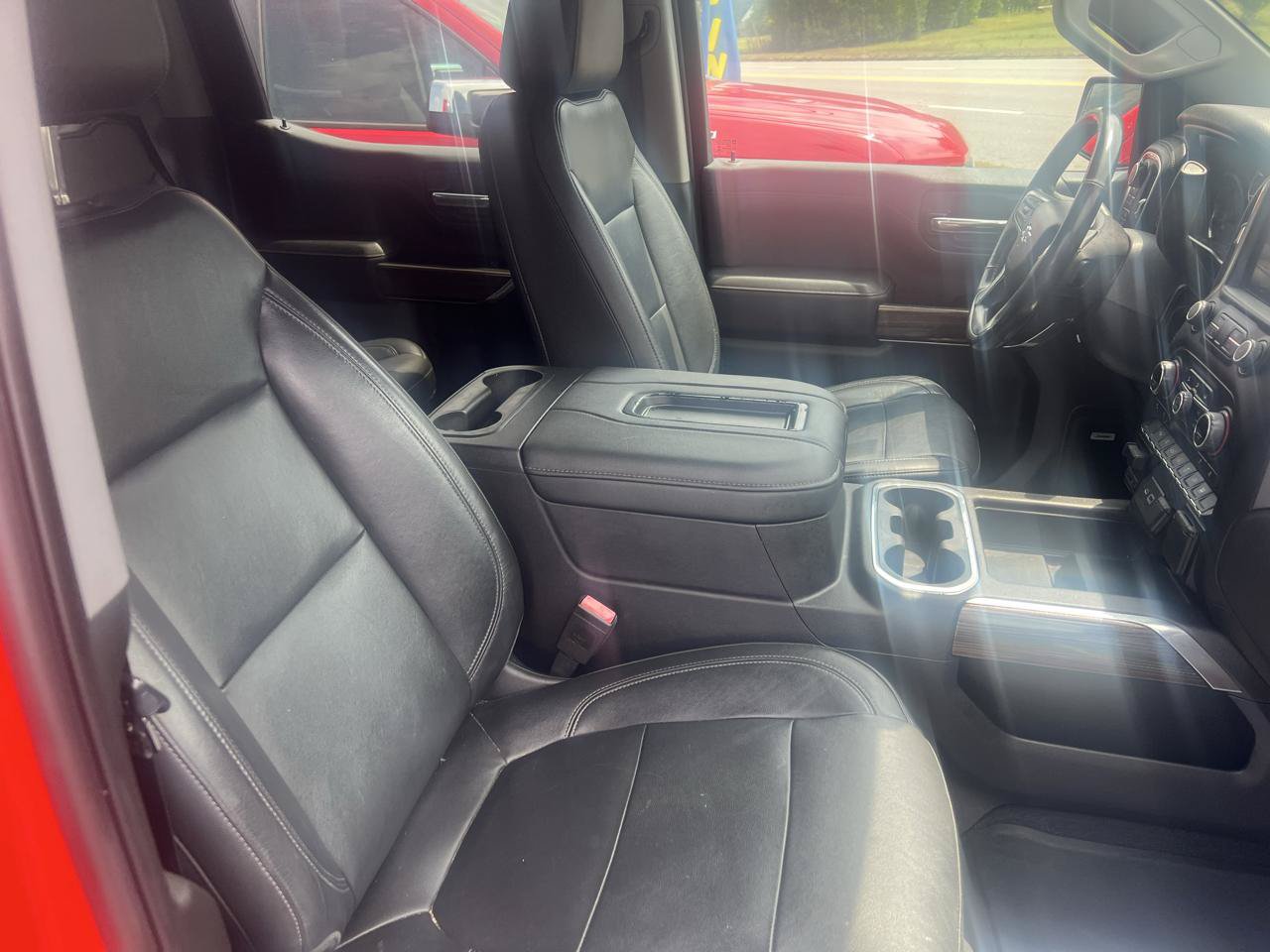 Used 2020 Chevrolet Silverado 1500 RST AWD/4WD image 10