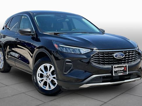 Used 2024 Ford Escape Active AWD/4WD image 3