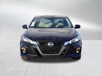 Used 2020 Nissan Altima 2.5 Platinum video 2