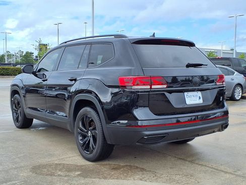 Used 2022 Volkswagen Atlas SE FWD image 2