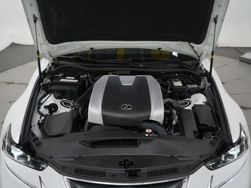 Used 2018 Lexus IS 300 300 w/ Comfort Package image 30