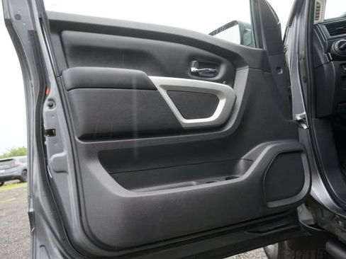 Certified 2024 Nissan Titan SV w/ SV Convenience Package AWD/4WD image 29