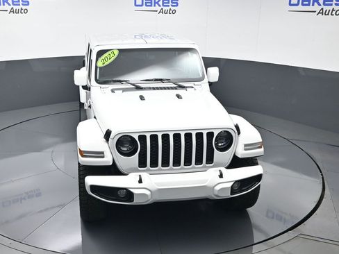 Used 2023 Jeep Gladiator Overland image 47