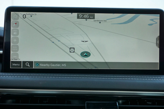 Used 2025 Genesis G70 2.5T RWD image 16