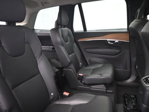 Used 2022 Volvo XC90 T8 Inscription Expression w/ Advanced Package image 34