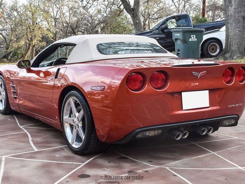 Used 2006 Chevrolet Corvette Convertible w/ Preferred Equipment Group image 21