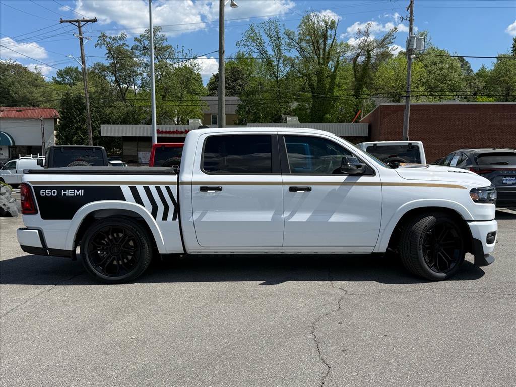 New 2026 RAM 1500 Big Horn AWD/4WD image 3