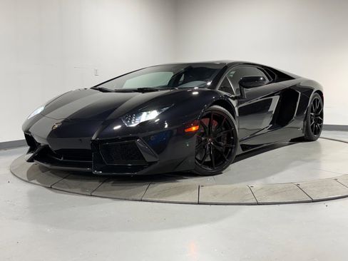 Used 2014 Lamborghini Aventador LP 700-4 image 1