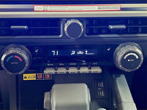 New 2025 Toyota Tacoma TRD Off-Road image 16