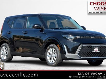 New 2025 Kia Soul LX