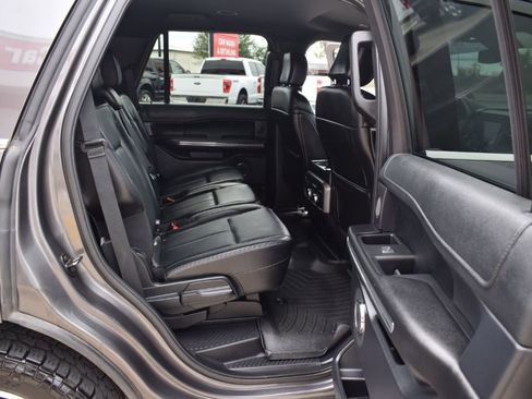 Used 2018 Ford Expedition XLT w/ Equipment Group 202A image 14