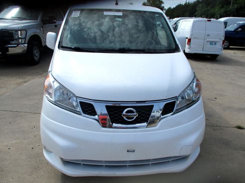 Used 2015 Nissan NV200 SV w/ Back Door Glass Package image 2