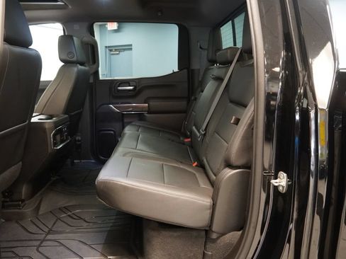 Used 2021 Chevrolet Silverado 1500 LTZ w/ Technology Package AWD/4WD image 27