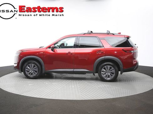 Used 2023 Nissan Pathfinder SV AWD/4WD image 58