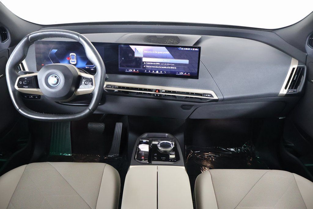 Certified 2024 BMW iX xDrive50 w/ Convenience Package AWD/4WD image 8