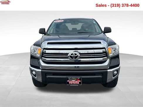 Used 2017 Toyota Tundra SR5 AWD/4WD image 9