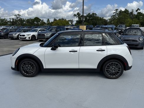 New 2026 MINI Cooper S FWD image 4