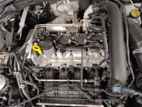 Used 2020 Volkswagen Jetta S w/ Driver Assistance Package image 30