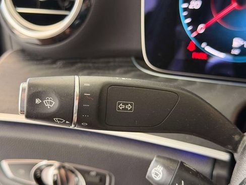 Used 2023 Mercedes-Benz E 350 4MATIC Sedan image 24