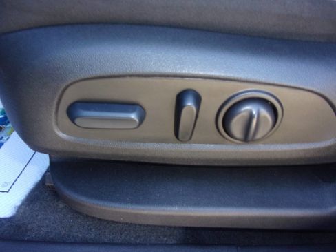 Used 2024 Chevrolet Equinox LT image 14