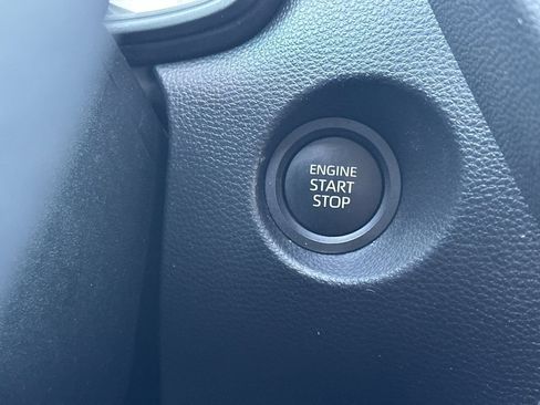 Used 2024 Toyota Corolla Cross LE w/ Moonroof Package FWD image 22