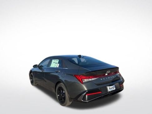 New 2026 Hyundai Elantra SEL Sport Premium FWD image 8
