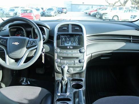 Used 2015 Chevrolet Malibu LT w/ Power Convenience Package image 16