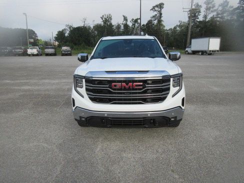 Used 2025 GMC Sierra 1500 SLT w/ SLT Premium Plus Package AWD/4WD image 3