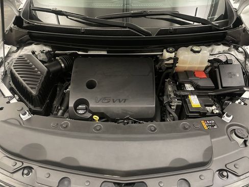 Used 2024 Buick Enclave Premium w/ Experience Buick Package image 25