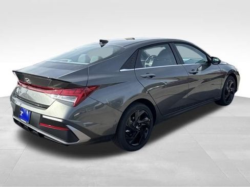 New 2026 Hyundai Elantra SEL Sport image 5