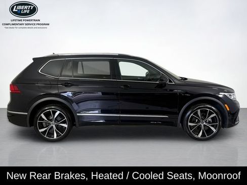 Used 2024 Volkswagen Tiguan SEL R-Line AWD/4WD image 2