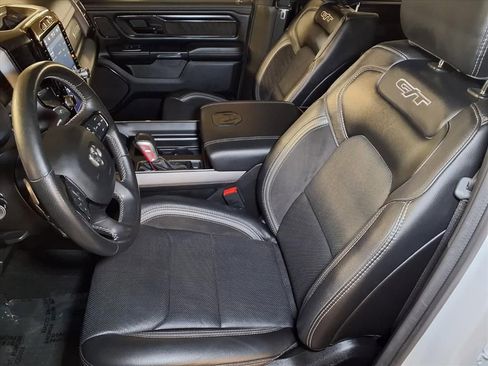 Used 2023 RAM 1500 Laramie image 14