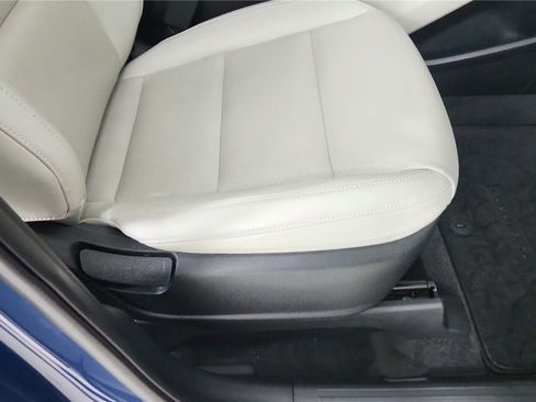 Used 2025 Kia Telluride S image 23