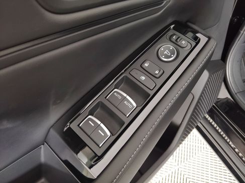 Certified 2025 Honda Accord Touring image 23