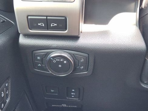 Used 2021 Ford F350 Platinum w/ FX4 Off-Road Package AWD/4WD image 22