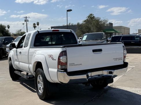Used 2009 Toyota Tacoma PreRunner image 8