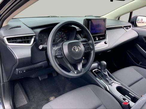 Used 2024 Toyota Corolla LE FWD image 17