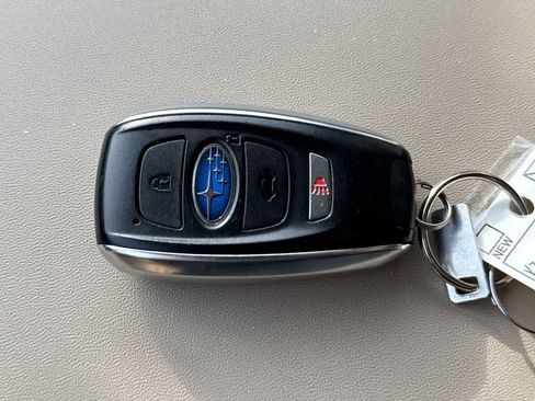 Used 2019 Subaru Outback 2.5i Limited w/ Popular Package #2 image 34