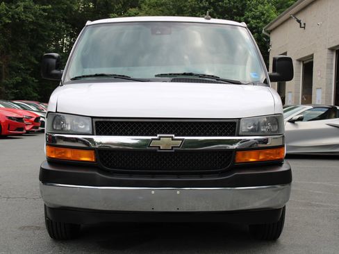 Used 2019 Chevrolet Express 3500 LT w/ LT Preferred Equipment Group RWD image 2