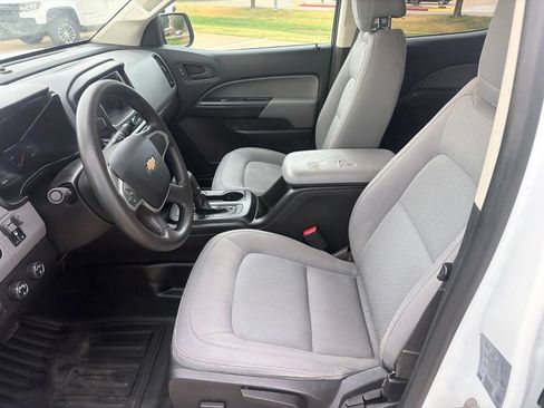 Used 2021 Chevrolet Colorado W/T w/ WT Convenience Package AWD/4WD image 18