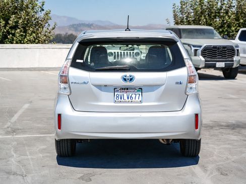 Used 2013 Toyota Prius V Three FWD image 8