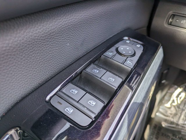 Used 2025 Nissan Pathfinder SL FWD image 21