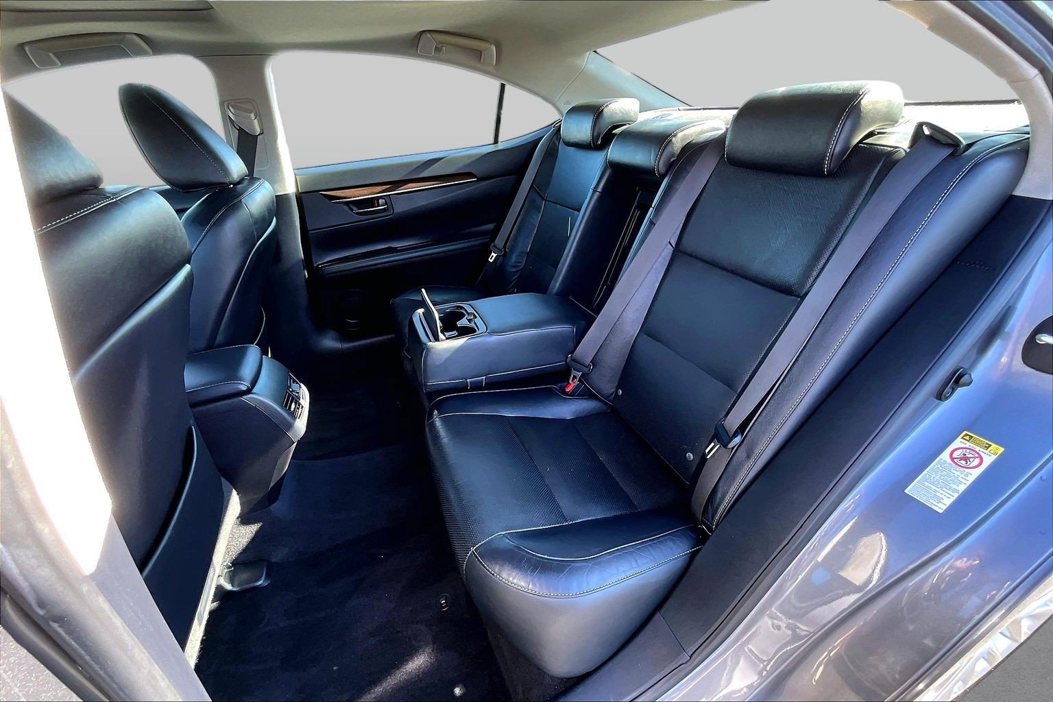 Used 2015 Lexus ES 350 w/ Luxury Package FWD image 25