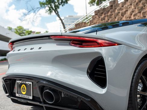 New 2025 Lotus Emira image 33