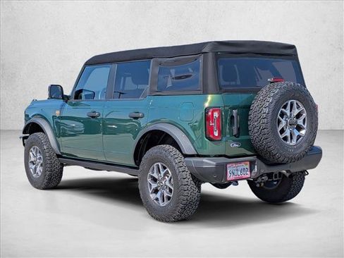 Used 2024 Ford Bronco Badlands AWD/4WD image 8