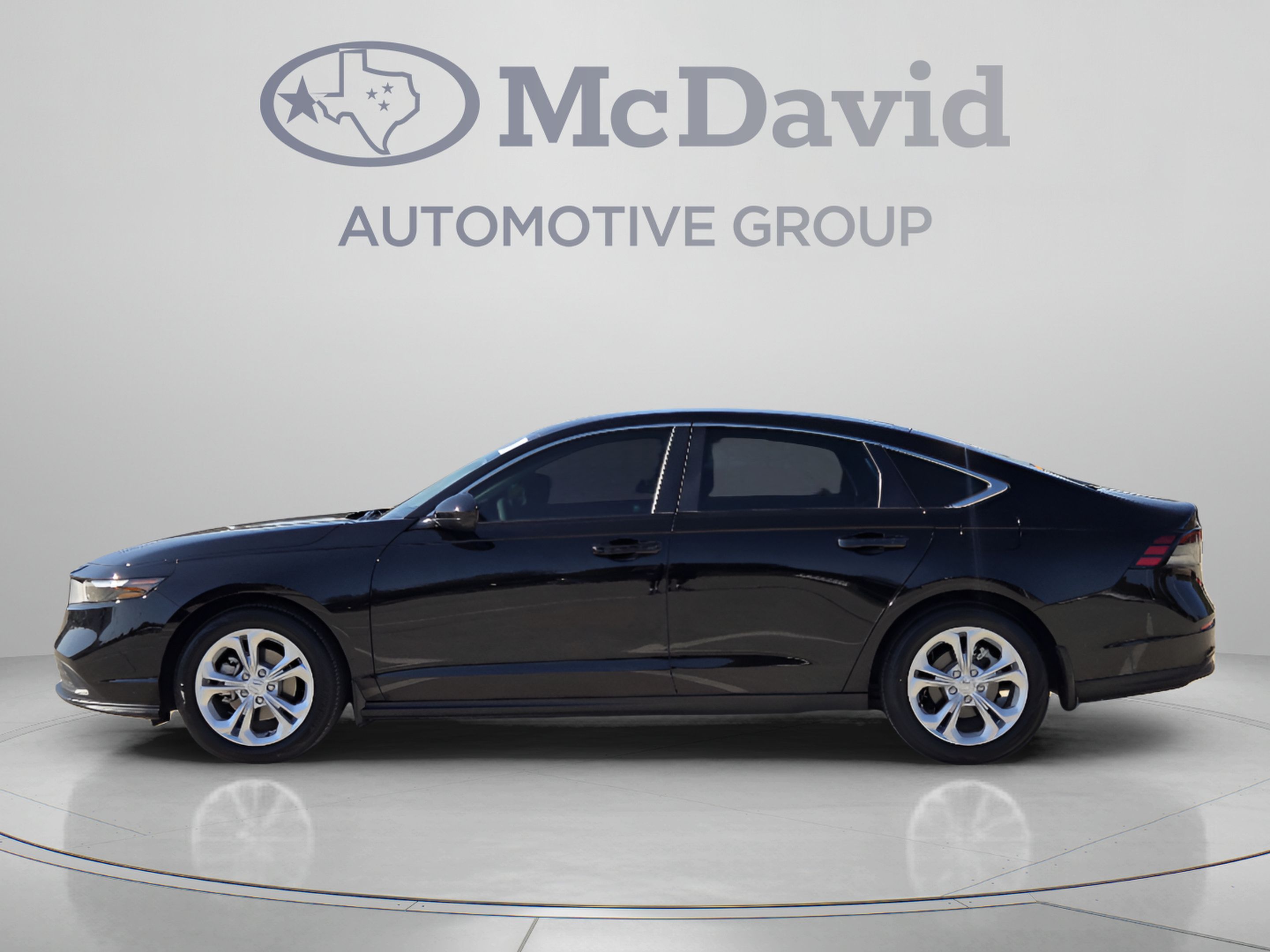 Certified 2025 Honda Accord LX image 2